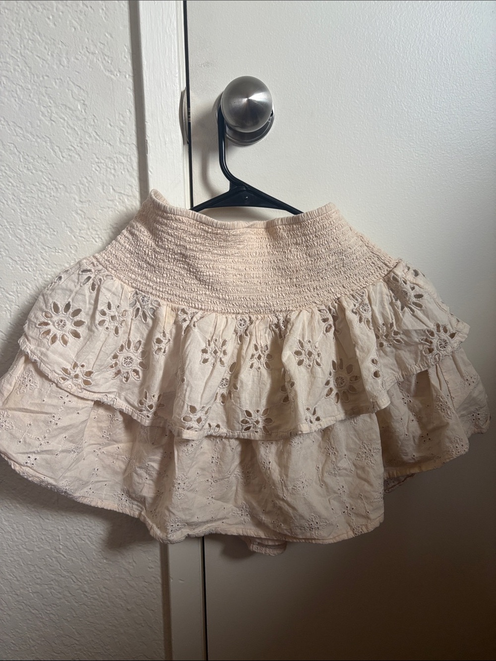 American Eagle Outfitters Cream Eyelet Ruffled Skater Skirt